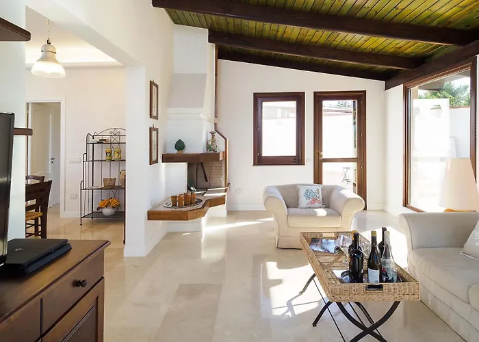 Cala Mancina Villa *